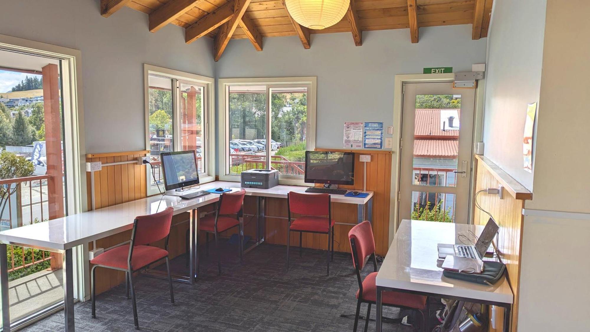 Adventure Wanaka Hostel Esterno foto